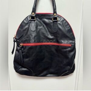 Maurizio Taiuti genuine leather bag.